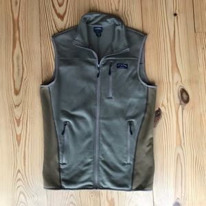 Men’s Bills Khakis Green Vest Medium